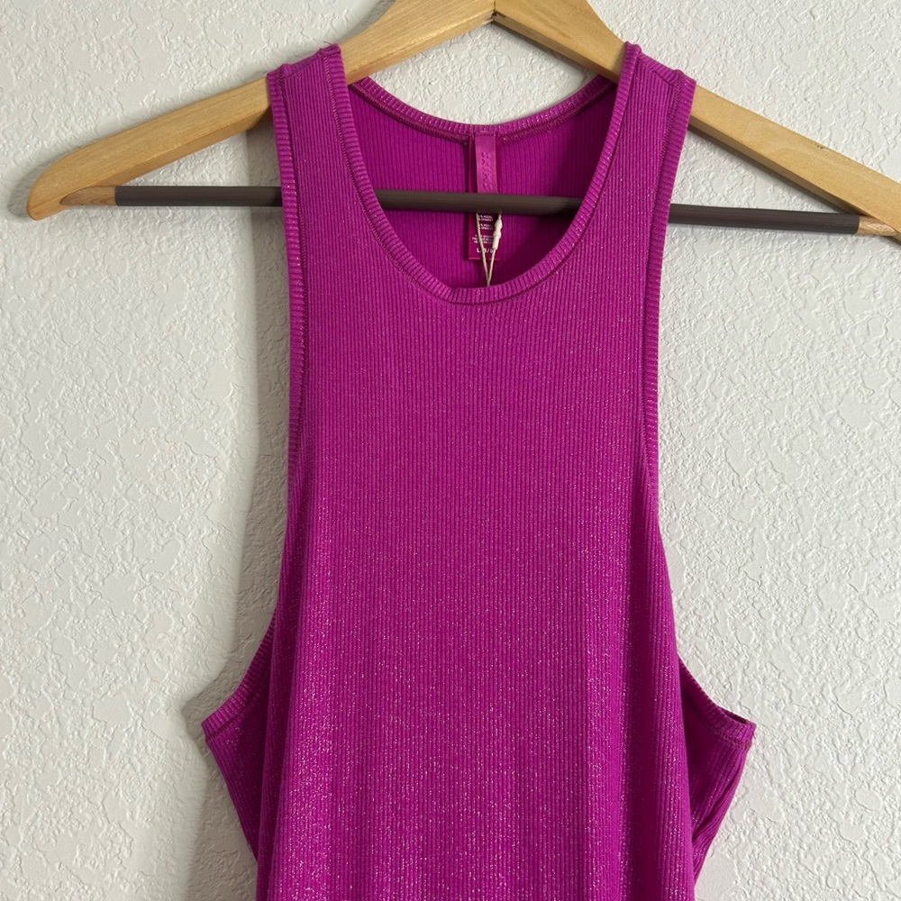 BNWT Skims maxi dress in fuchsia foil - Picture 9 of 16